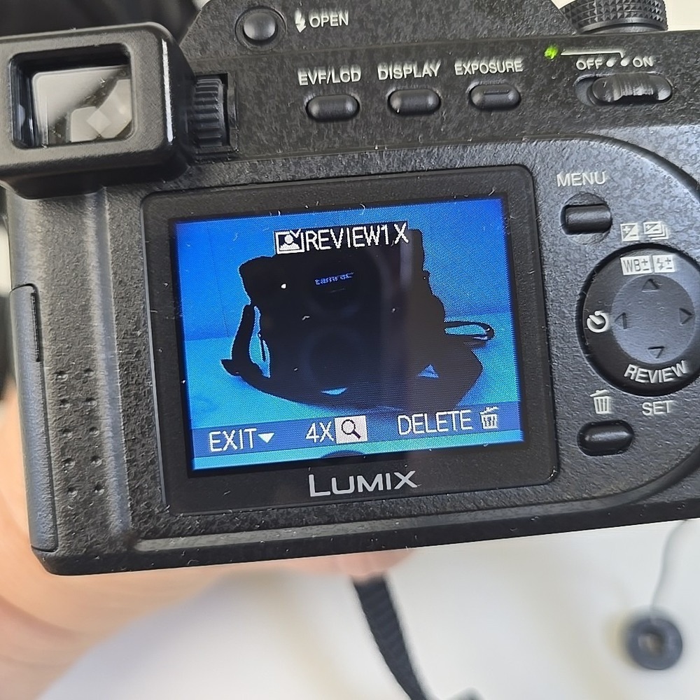 Panasonic Lumix DMC-FZ10 Camera 4.0 MP, 12x Optical Zoom Black Tested/Works - Picture 3 of 14